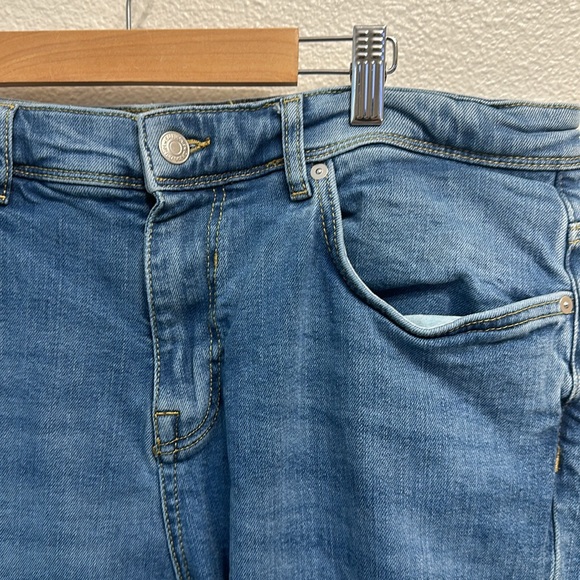 Zara jeans - Picture 2 of 3